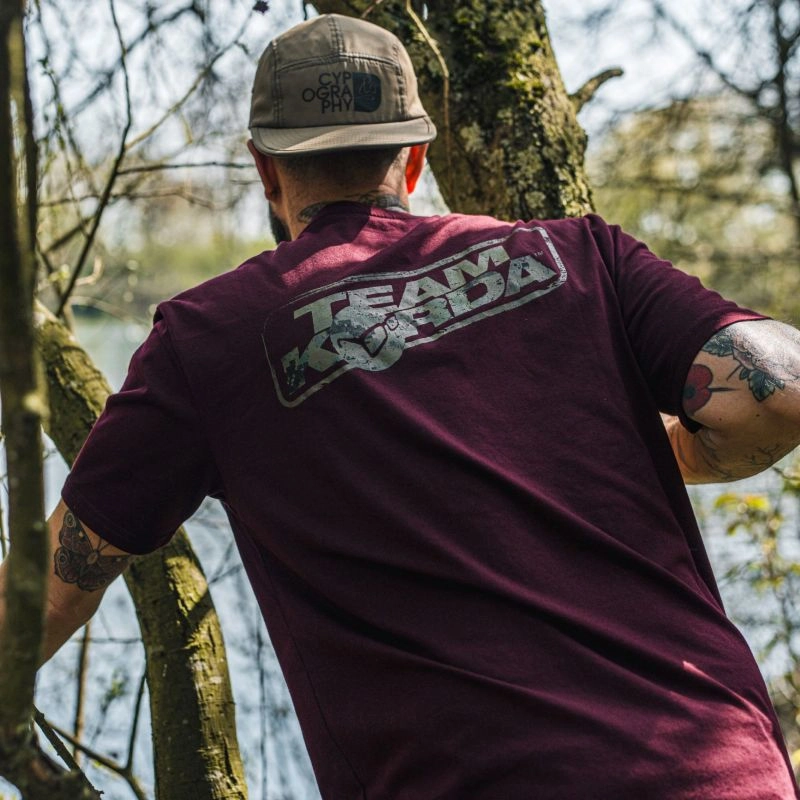 Korda TK Digi Kamo Tee Burgundy
